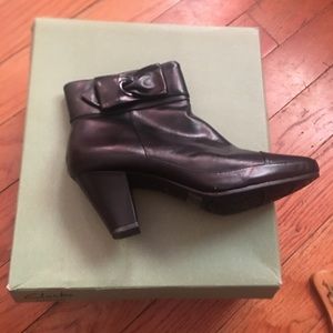Ladies half boots